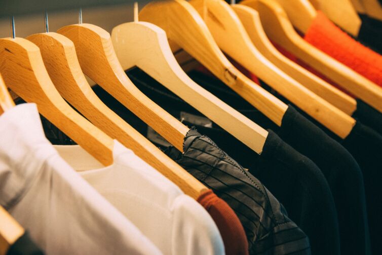cabinet-clothes-clothes-hanger-996329